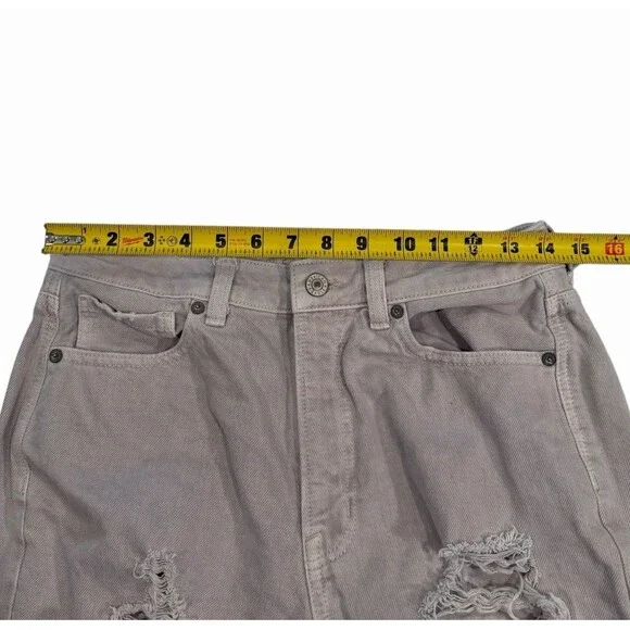 AE Jeans Women’s Distressed Mom Jeans Relaxed Tapered Cream Size 8 4597 - Picture 10 of 11